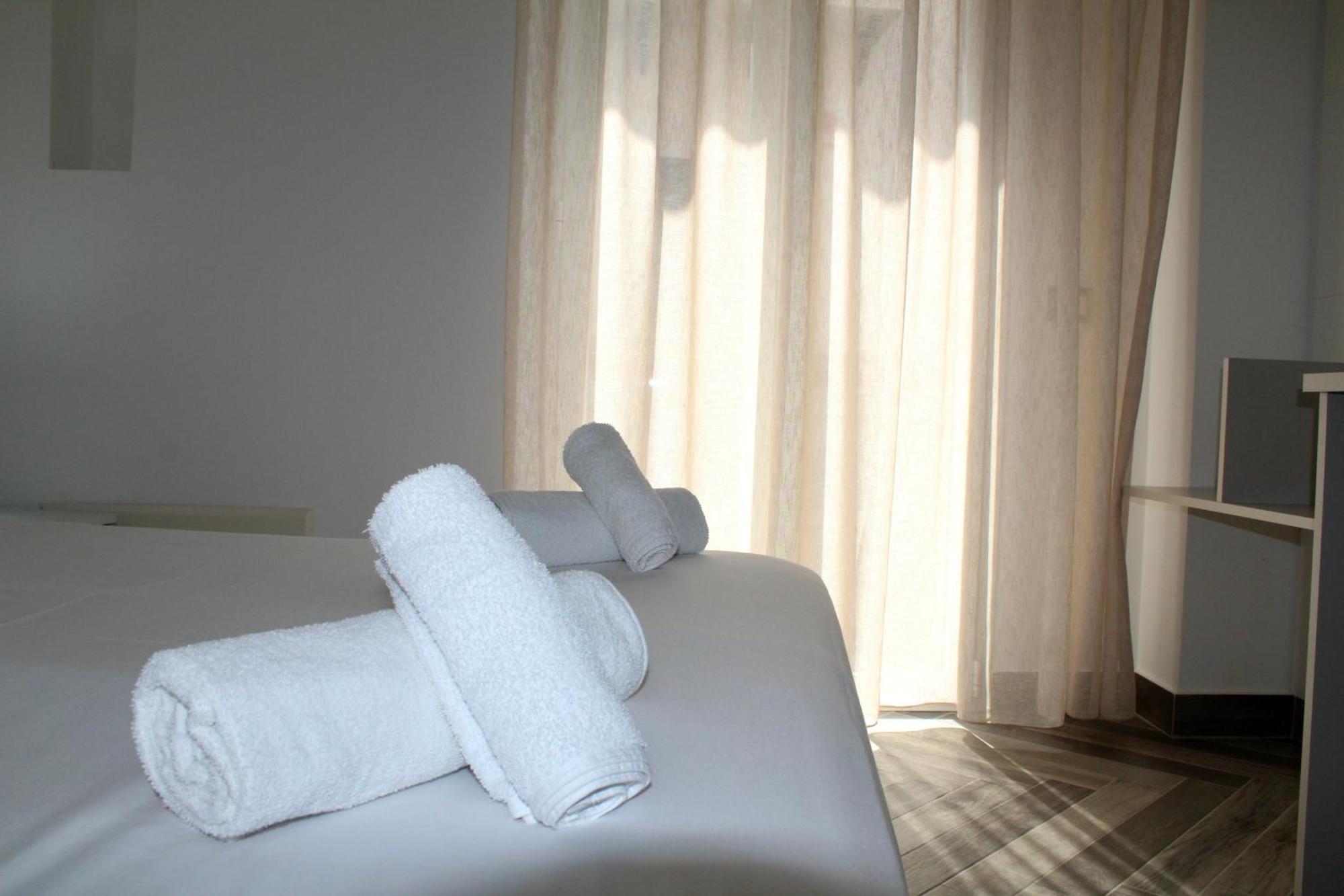Leonardo Suites Scilla Exteriör bild